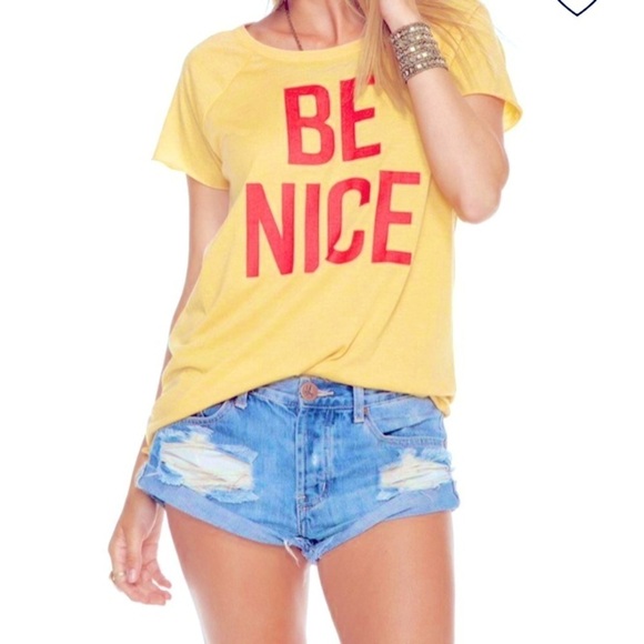 Chaser Be Nice Graphic T-Shirt - Picture 1 of 10